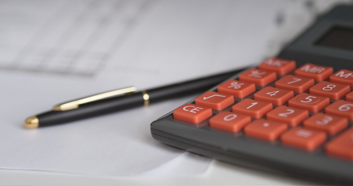 Roszkowski: Zwłoka KE ze zgodą na pomoc dla dużych firm wynika z wagi problemu