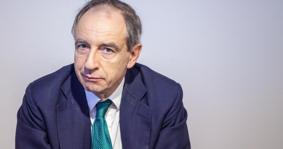 Prof. Władysław Teofil Bartoszewski: dyplomata musi być profesjonalistą. Nasze miejsce jest przy głównym stole 